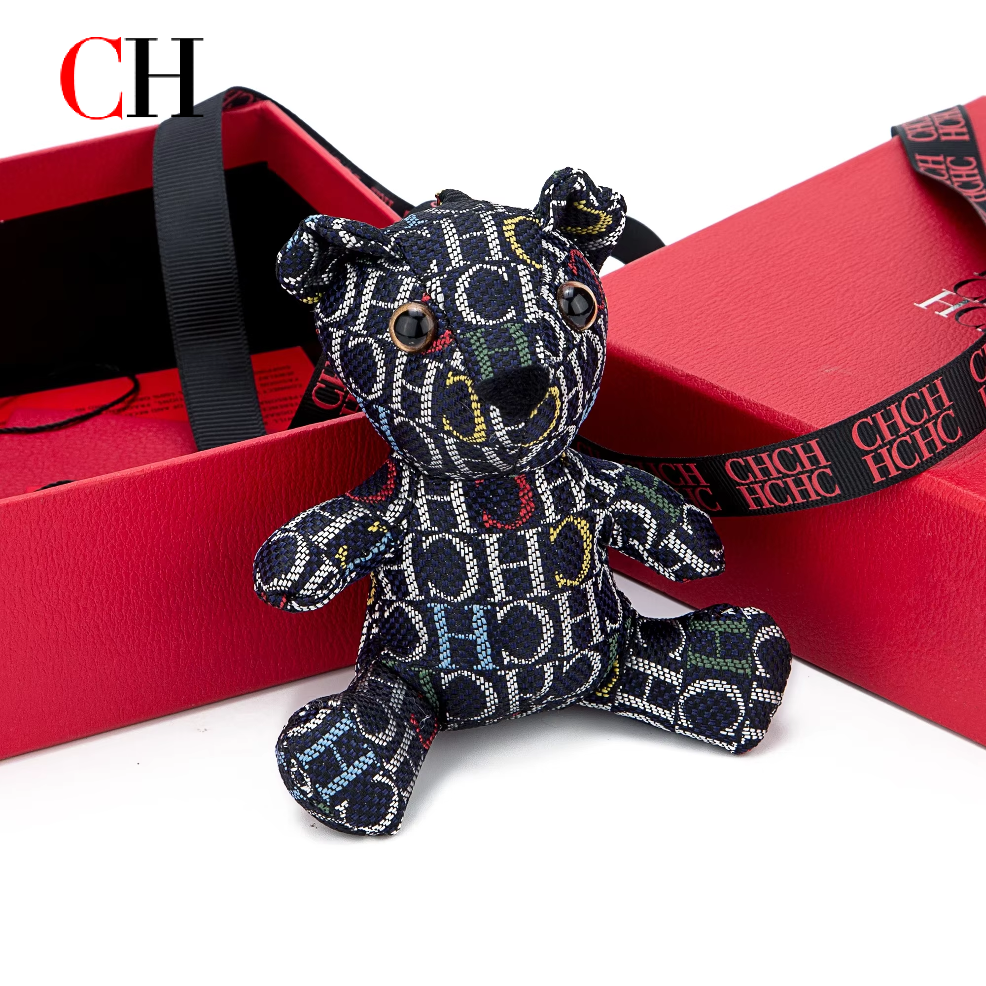 CH Bear Plush Keychain Monogra – обзор и цена Monogram Keychain Leather