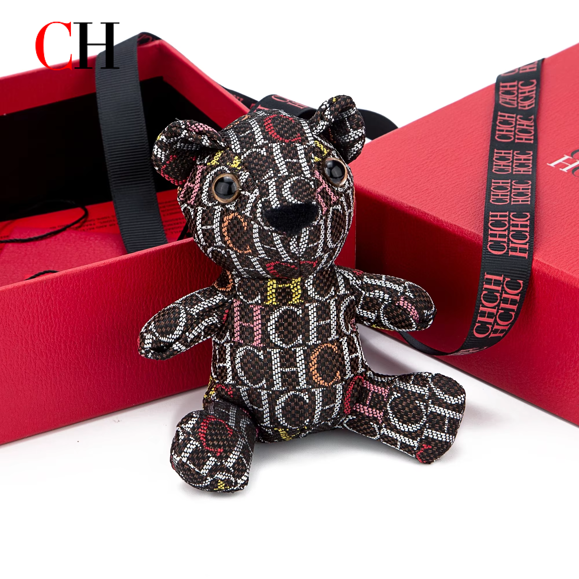 CH Bear Plush Keychain Monogra – обзор и цена Monogram Keychain Leather