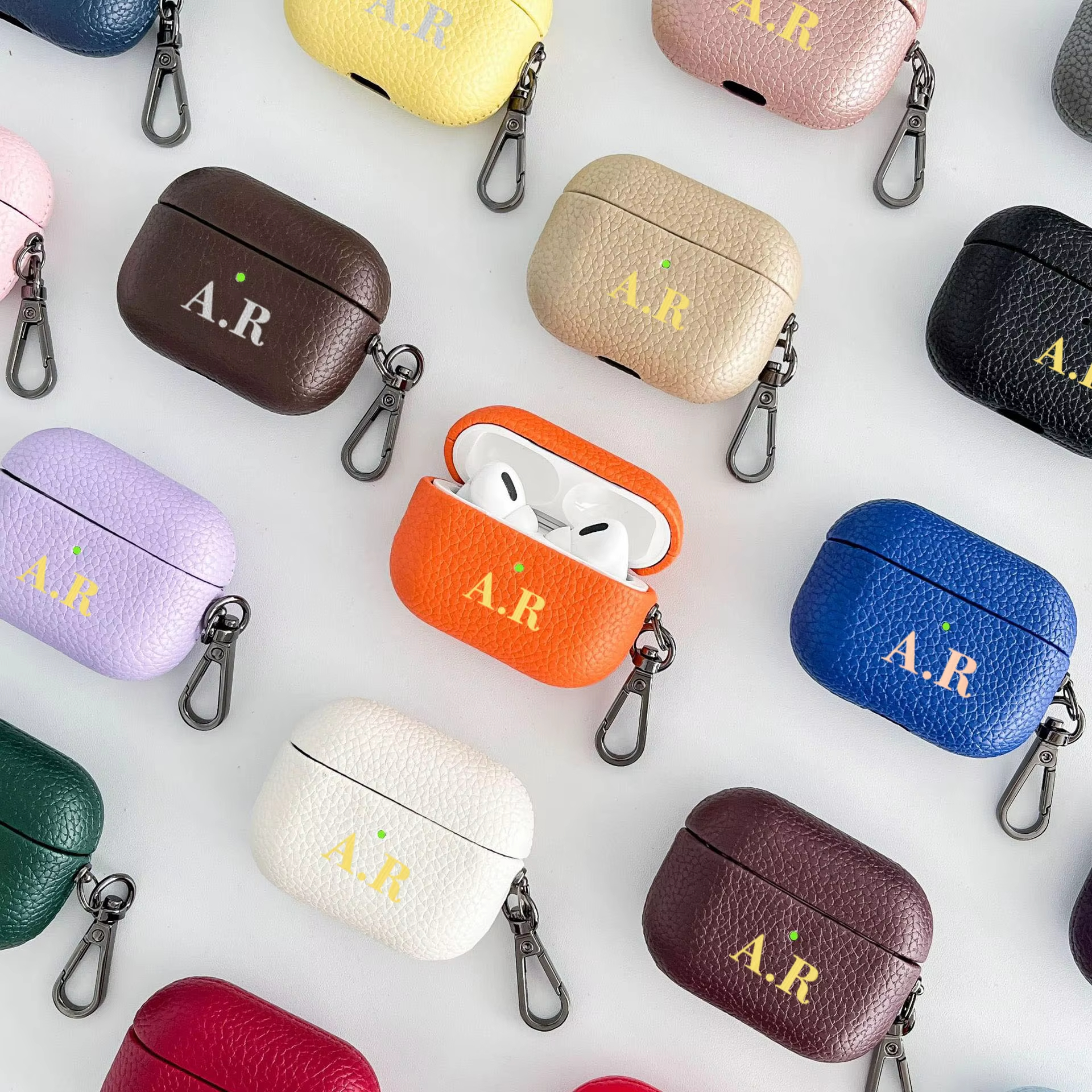 Personalized Initials Letters  – обзор и цена Monogram Keychain Leather